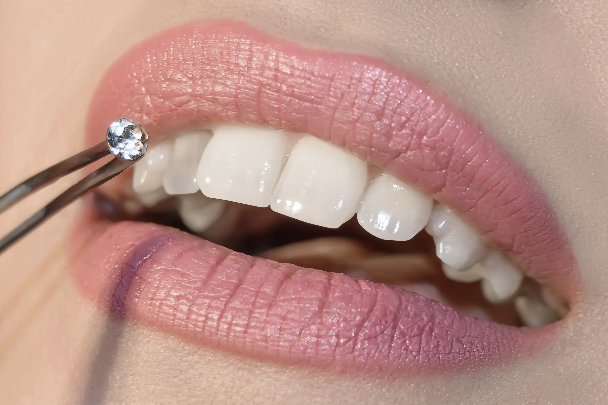 canine teeth decoration with diamond