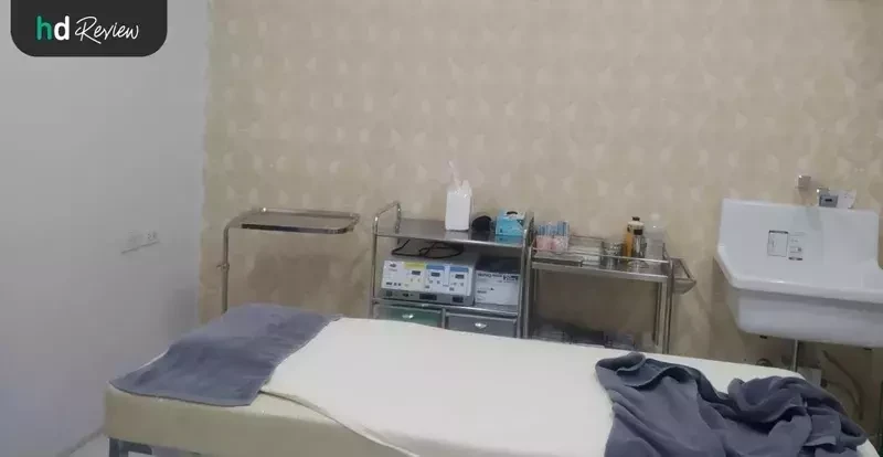 ห้องทำ RF Facial Lifting ยกกระชับ สลายเซลลูไลท์ ที่ Levince Clinic