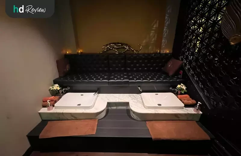 โซฟาล้างเท้าก่อนนวดที่ Grand Massage & Spa