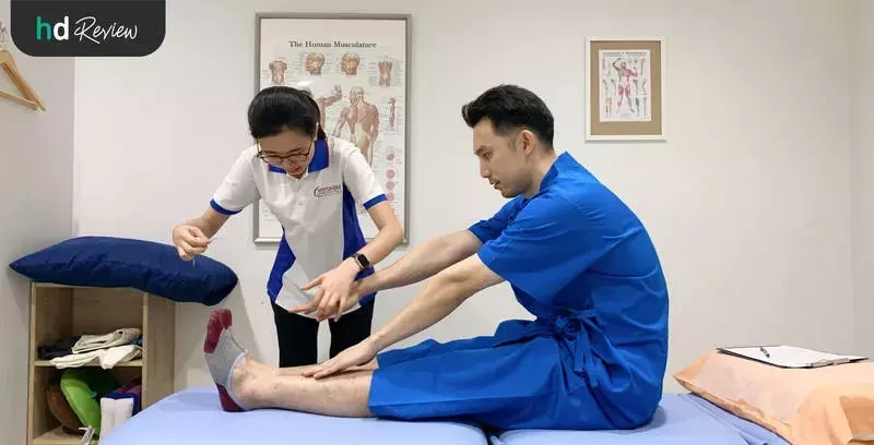 ขั้นตอนการยืดกล้ามเนื้อทั้งตัว (Physio Stretch) โดยนักกายภาพบำบัด