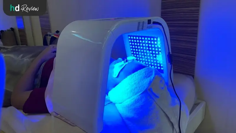 Blue Light ฆ่าเชื้อสิว ที่ คลีนิคคุณหมอ (Clinic Khunmor เชียงใหม่)