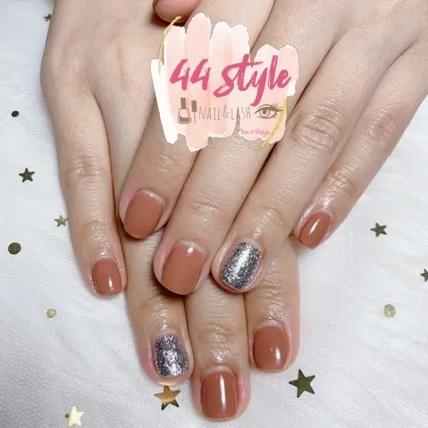รีวิว ทาสีเล็บมือ ที่ 44 Style