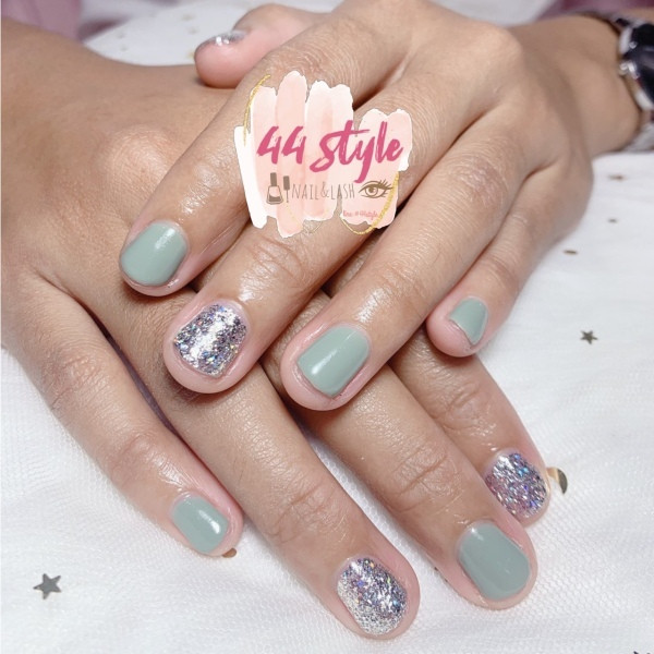 รีวิว ทาสีเล็บมือ ที่ 44 Style