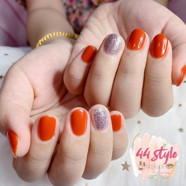 รีวิว ทาสีเล็บมือ ที่ 44 Style