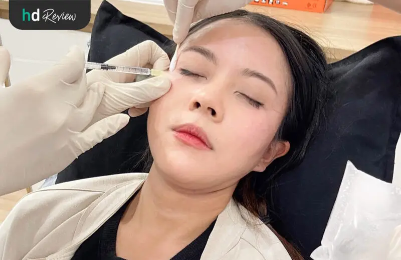 ฉีดโบท็อกซ์ลดริ้วรอย ที่ เฌอฌาร์มคลินิก