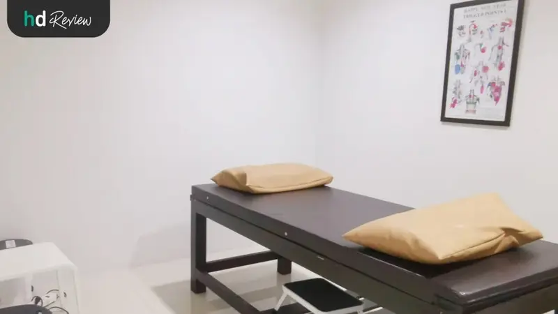 รีวิวรักษาอาการปวดเข่า ด้วยกายภาพบำบัด ที่ Newton EM Physiotherapy Clinic