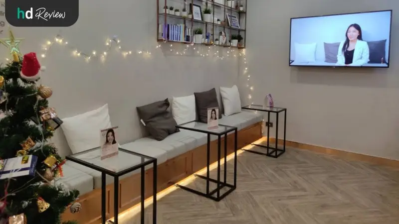 รีวิว Super Bright เลเซอร์ลดรอยสิวหลัง ที่ The Cocktail Clinic