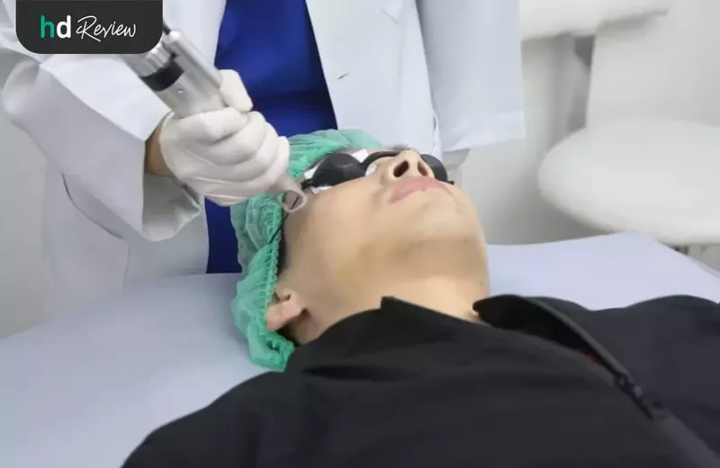 ขั้นตอน เลเซอร์รักษาฝ้า ด้วย Picocare 450 ที่ Flow Clinic