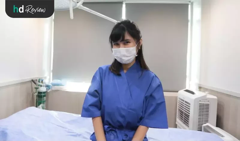 เปลี่ยนชุดก่อนเลเซอร์กระชับช่องคลอด ที่ The Skin Clinic