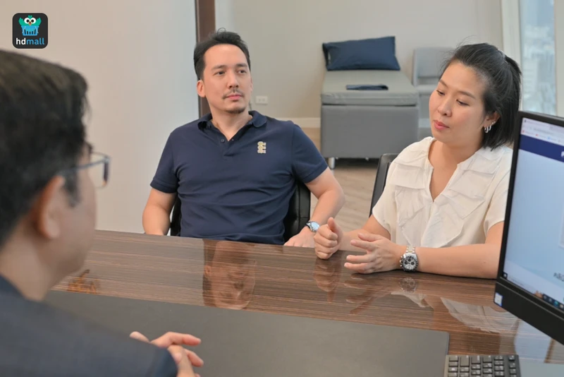 สามีภรรยา ปรึกษาปัญหาภาวะมีบุตรยาก ที่ Prime Fertility Center