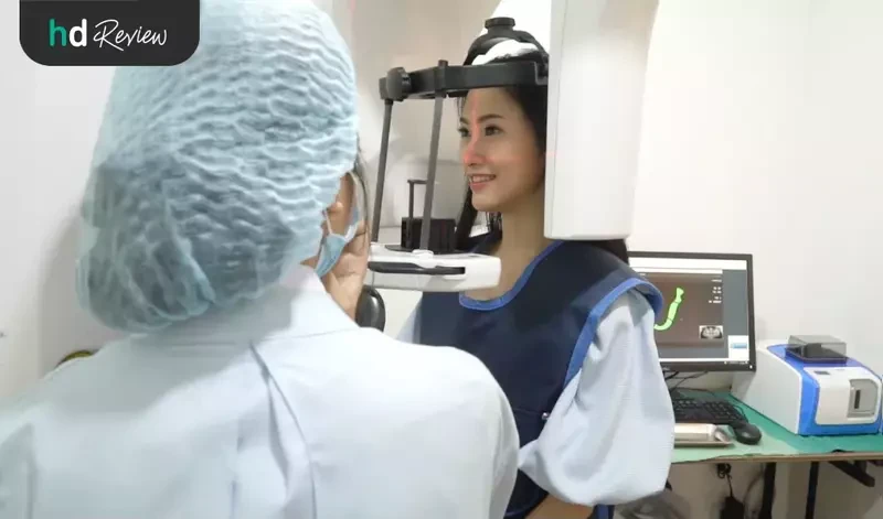 ขั้นตอนการเอกซเรย์ก่อนตัดเหงือกด้วยเลเซอร์ ที่ Grace Dental Clinic