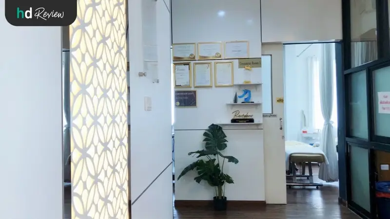 บรรยากาศด้านใน Punnisa Clinic