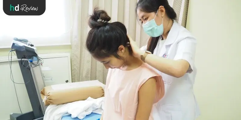 รีวิวทำกายภาพบำบัด รักษาอาการปวดไหล่ ออฟฟิศซินโดรม ที่ Newton Em Physiotherapy Clinic