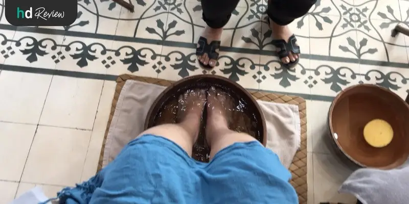 ขั้นตอนการทำสปามือเท้า ทาเล็บ ที่ Nail Parfait