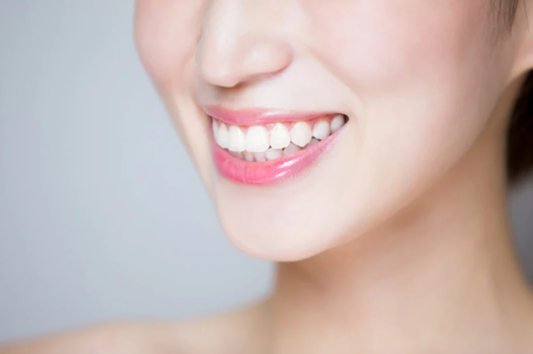 ขูดหินปูน ฟรีเคลือบฟลูออไรด์และตรวจสุขภาพฟัน ที่ Smile Seasons Dental Clinic คลินิกทันตกรรมสไมล์ซีซันส์