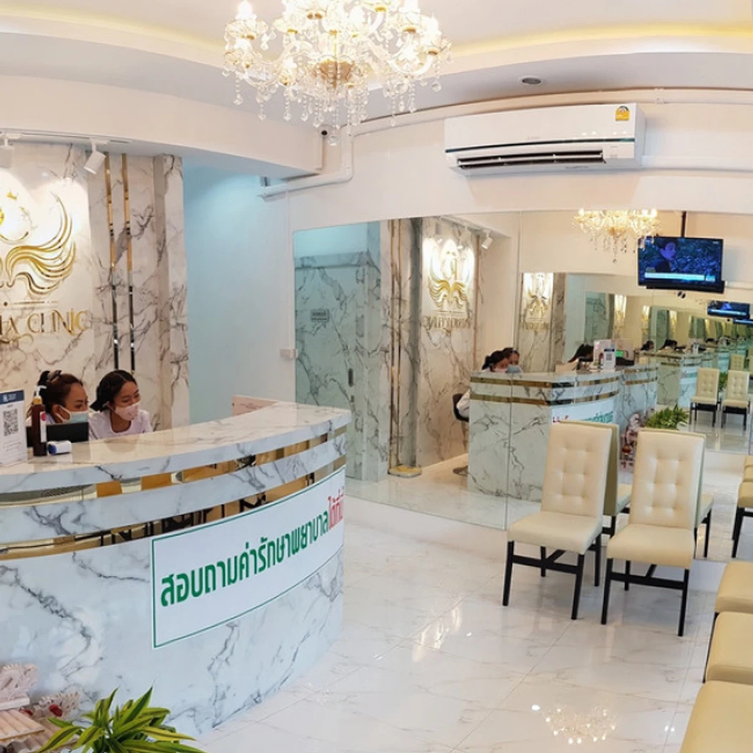 ฉีดสิวโดยแพทย์ ไม่จำกัดเม็ด บริเวณหน้าหรือคอ 1 ครั้ง ที่ Patricia Clinic