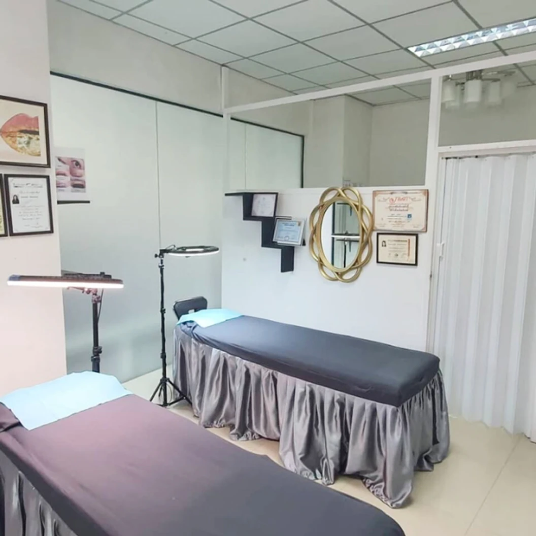 แว็กซ์หนวด 1 ครั้ง ที่ Lucky 3D Eyebrow