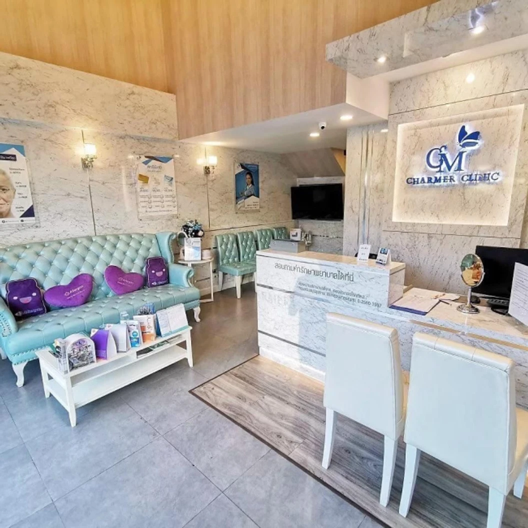 ทำทรีตเมนต์ฟื้นฟูผิวบริเวณใบหน้า Combo Set 4 Step 4 ขั้นตอน 1 ครั้ง ที่ Charmer Clinic