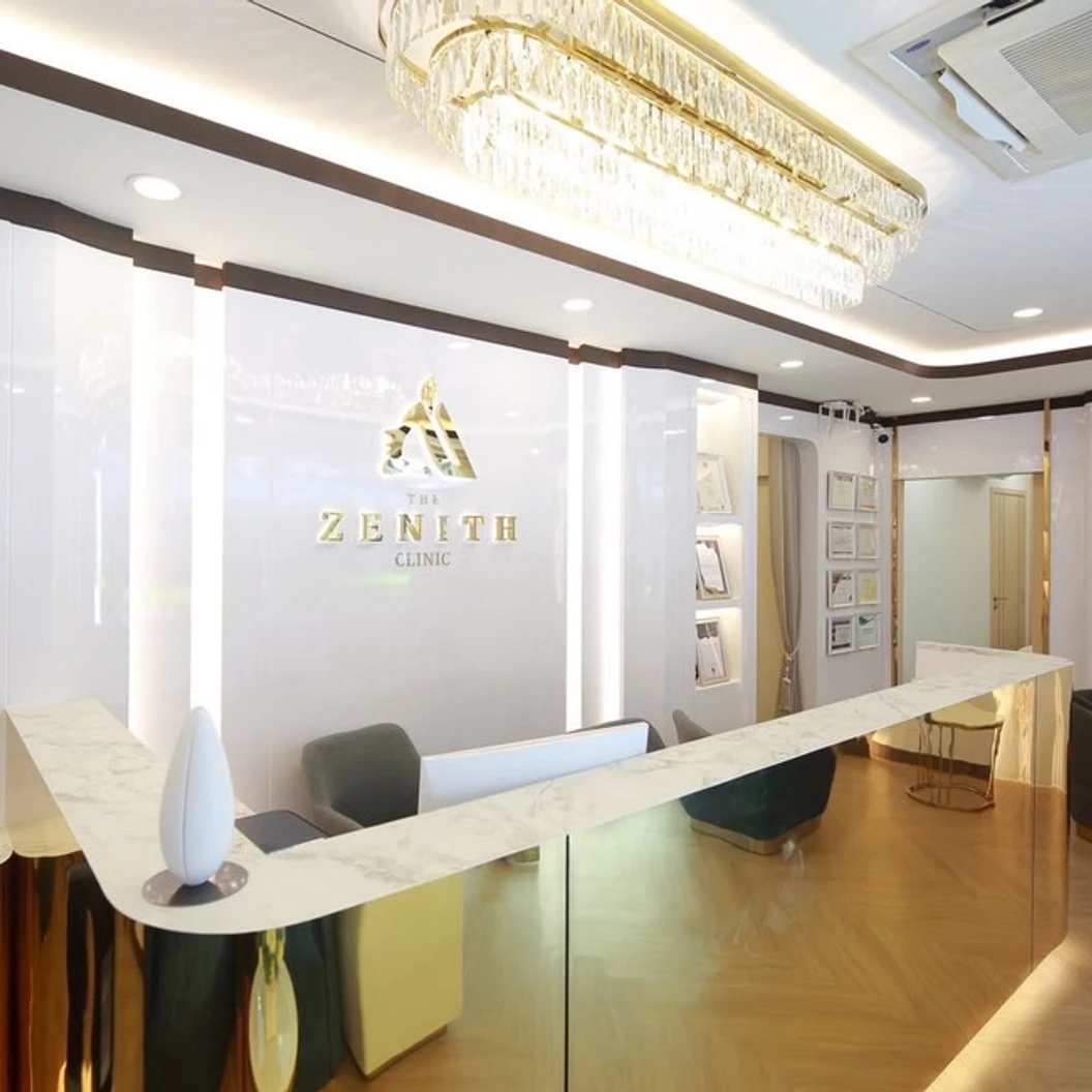คอร์สทำทรีตเมนต์ผิวหน้า ด้วยทรีตเมนต์สูตรเฉพาะ The Zenith Premium 5 ขั้นตอน 6 ครั้ง ภายใน 6 เดือน เลือกสูตรได้ตามสภาพผิว เลือก 1 สูตรต่อ 1 ครั้ง ที่ The Zenith Clinic