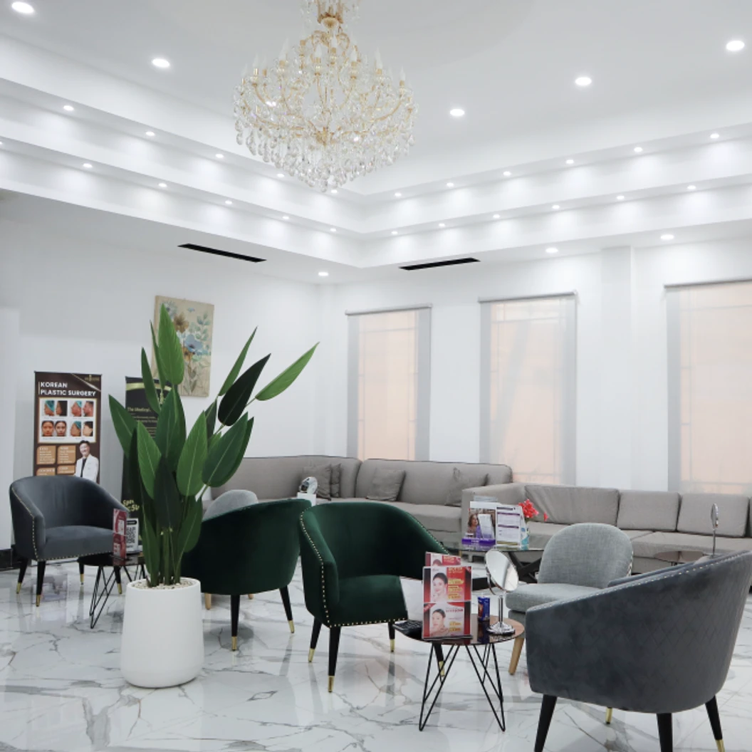 คอร์สกำจัดขนแขนบน ด้วยเลเซอร์ Fotona 4D 10 ครั้ง ที่ Origene Clinic