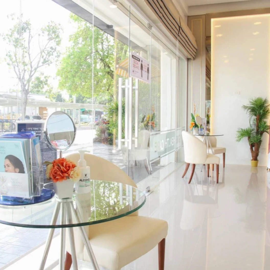 คอร์สเลเซอร์ Tri Wave Diode กำจัดขนรักแร้ 3 ครั้ง ฟรี! 3 ครั้ง ที่ The Vogue Clinic