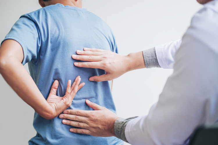 คอร์สทำกายภาพบำบัดด้วย SCOLIOSIS PACKAGE แพ็กเกจปรับกระดูกสันหลังคด 3 ครั้ง ฟรี วิเคราะห์โครงสร้างด้วยโปรแกรม POSTURAL ANALYSIS ที่ NEWTON EM PHYSIOTHERAPY CLINIC