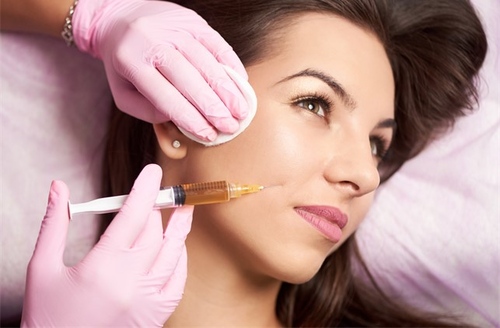 ฉีดฟิลเลอร์เกาหลี Neuramis บริเวณร่องแก้ม 1 ซีซี 1 ครั้ง ที่ Millennium Anti Aging Clinic