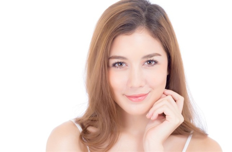 ทรีตเมนต์ผลักสารสกัดจากองุ่นเข้าสู่ผิวหน้า ด้วยเครื่อง Phono 1 ครั้ง ที่ KIHS Clinic