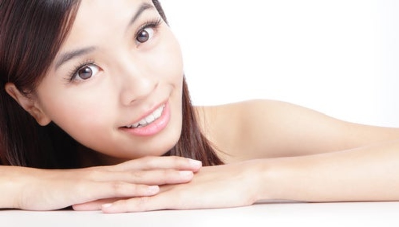 ชุดฟอกสีฟันที่บ้าน พร้อมขูดหินปูนและขัดเคลือบฟลูออไรด์ ที่ Smile Society Dental คลินิกทันตกรรมสไมล์โซไซตี้
