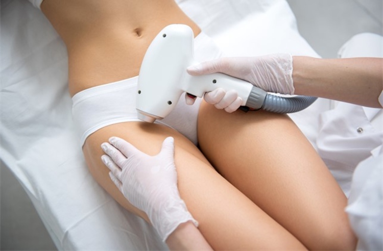 กำจัดขนฮอลลีวูด ด้วย IPL 1 ครั้ง ที่ KIHS Clinic