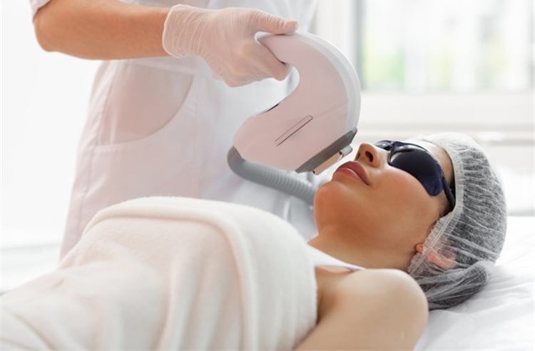ทำ HIFU Ultraformer III กระชับผิวหน้า 300 ช็อต 1 ครั้ง ที่ Meko Clinic เมโกะ คลินิก