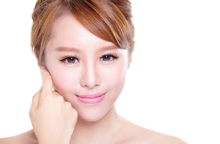 เลเซอร์ Super Bright Laser IPL ปรับผิวใบหน้าให้ดูกระจ่างใส 1 ครั้ง ที่ The Cocktail Clinic