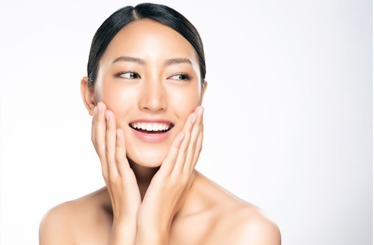 ฉีดโบท็อกซ์เกาหลี Clodew 50 ยูนิต 1 ครั้ง ที่ Estella Clinic