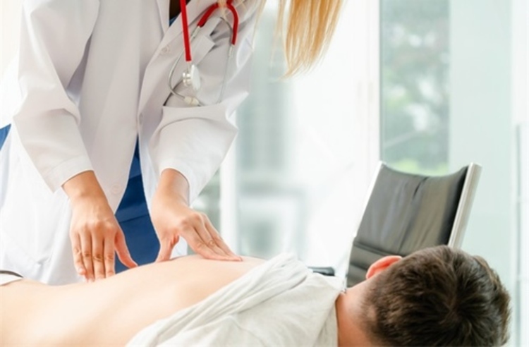 ทำกายภาพบำบัดด้วย โปรแกรมยืดกล้ามเนื้อทั้งตัว Physio Stretching Total Body 60 นาที 1 ครั้ง ที่ Newton EM Physiotherapy Clinic