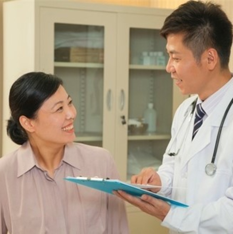 ตรวจสุขภาพ (โปรแกรมแจ่มใส) สำหรับผู้หญิงที่อายุ 35 ปีขึ้นไป ที่ Medical Line Lab