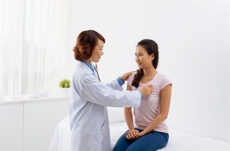 ตรวจระดับฮอร์โมนเพศหญิง (Essential Hormones Package) 9 รายการ ด้วยการตรวจเลือด ที่ Thrive Wellness