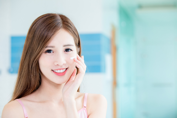 ทำทรีตเมนต์หน้า 11 ขั้นตอน รวมกดสิว (Perfect Treatment) 1 ครั้ง ที่ Taweechai Clinic