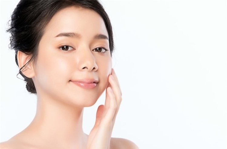 คอร์สทำ IPL ปรับสภาพผิวกระจ่างใสและลดรอยสิว 5 ครั้ง ฟรี! 5 ครั้ง ที่ Levince clinic