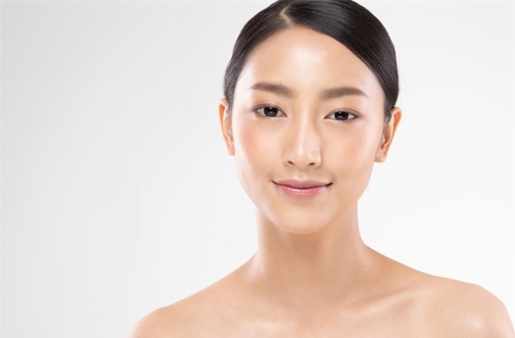 เลเซอร์ Q-Switch ไม่จำกัดช็อต ขึ้นอยู่กับแพทย์ประเมิน ทั่วใบหน้า 1 ครั้ง ที่ DPC Beauty Clinic