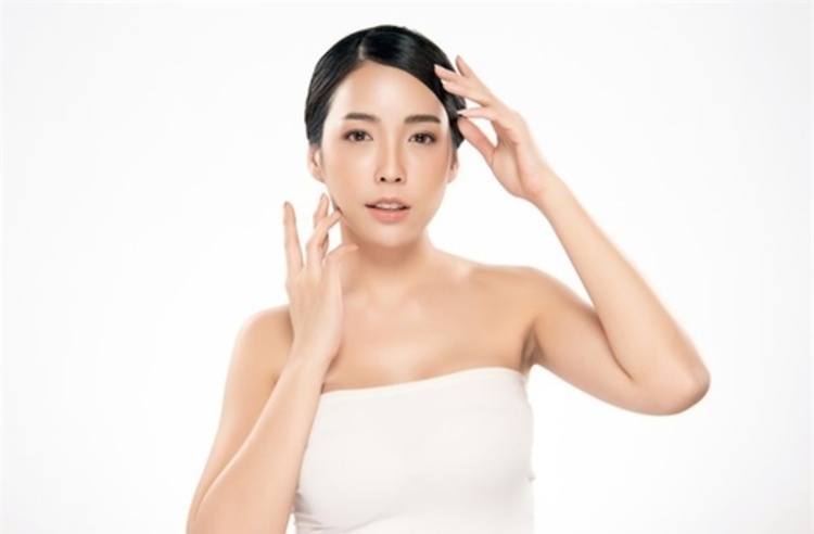 ฉีดสารเติมเต็มเกาหลี Neuramis ทั่วหน้า ไม่จำกัดบริเวณ 1 ซีซี 1 ครั้ง ที่ The Cocktail Clinic