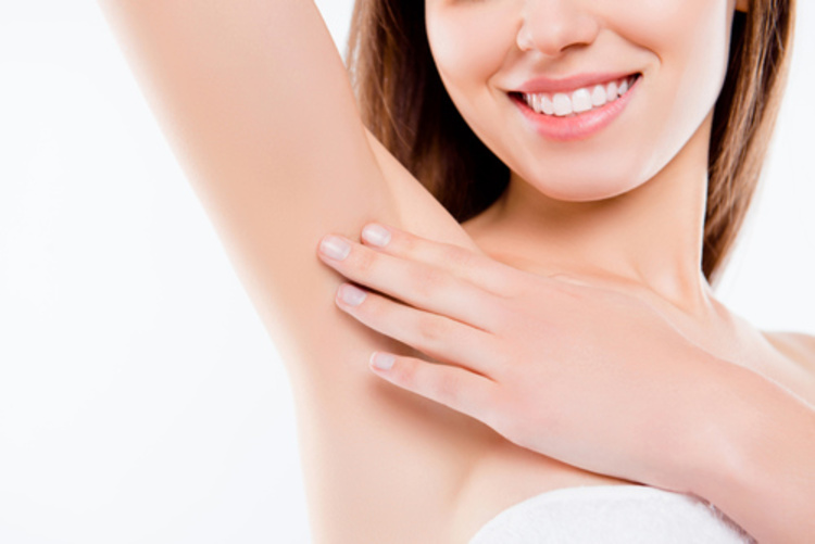 คอร์สกำจัดขนรักแร้ ด้วย IPL 3 ครั้ง ที่ DPC Beauty Clinic