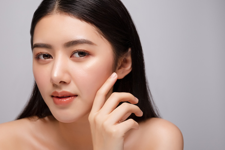 เสริมจมูกซิลิโคนเกาหลี 1 ครั้ง ที่ ID Life Clinic