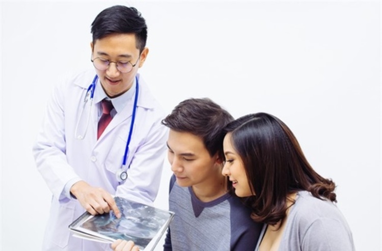ตรวจสุขภาพก่อนแต่งงาน 10 รายการ สำหรับผู้ชายหรือผู้หญิง ที่ Glove Clinic