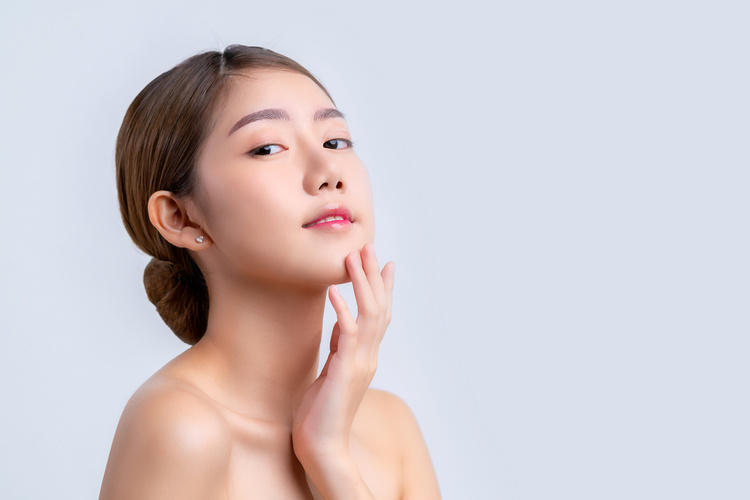 ทำ Ulthera ไม่จำกัดจำนวนไลน์ ขึ้นอยู่กับแพทย์ประเมิน บริเวณกรอบหน้า 1 ครั้ง ที่ Pimtara Estetica Clinic