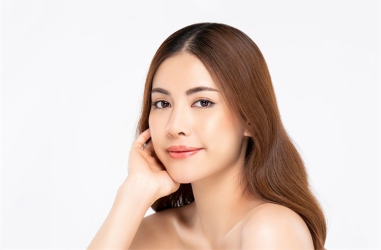 ฉีด Botulinum Toxin อังกฤษ Dysport 100 ยูนิต 1 ครั้ง ที่ Alinda Clinic