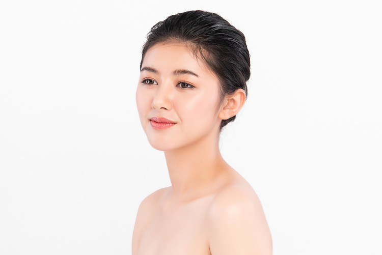 คอร์สทำ IPL ไม่จำกัดช็อต ทั่วใบหน้า 3 ครั้ง ที่ VB Clinic