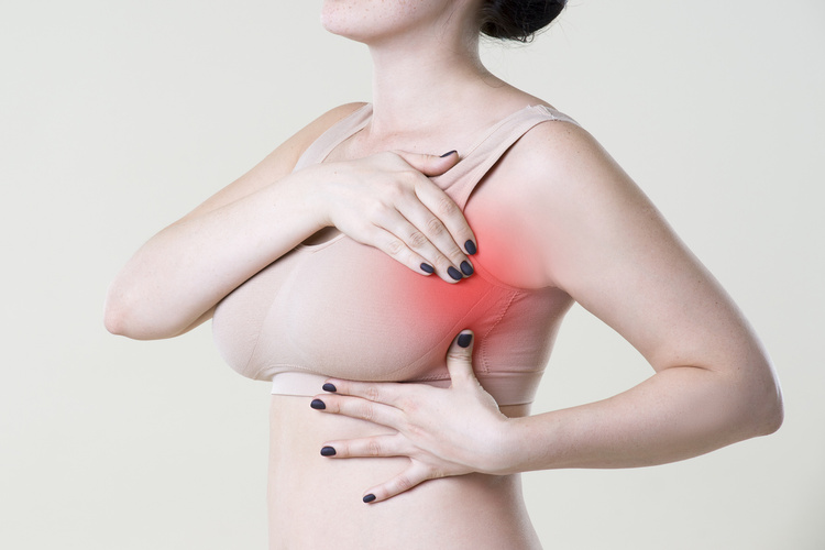 นวดหน้าอกที่เสริมซิลิโคน ด้วยมือ (Breast Massage) 1 ครั้ง ที่ TREE TARA Wellness Center